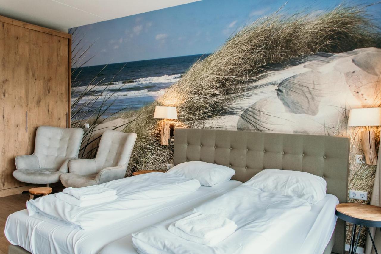 Hotel De Zeeuwse Kust Renesse Exterior photo